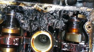 rocker cover gasket oil leak